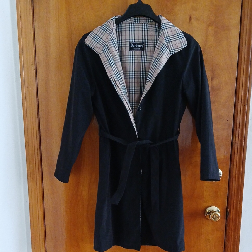 Burberry Black Trench Coat Modern Plaid Design M/L EUC